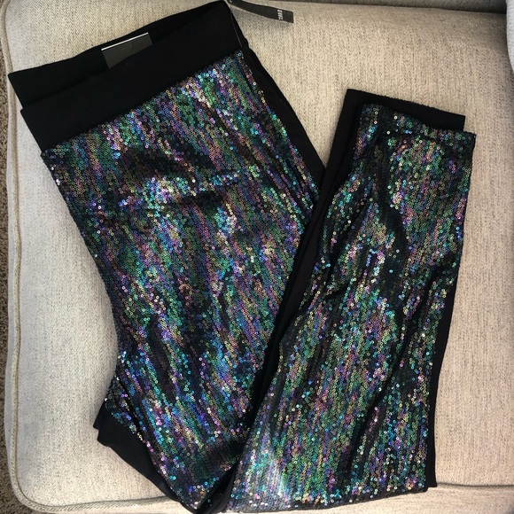 Torrid Black Iridescent Sequin Leggings, NWT - Women’s size 3X (22-24). - Picture 1 of 8